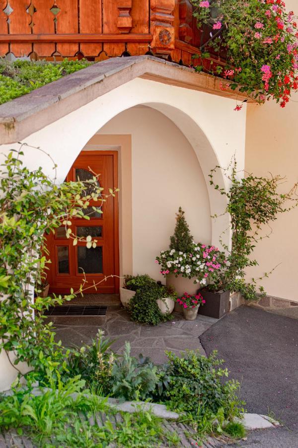 Haus Urban B&B Barbiano  Exterior photo