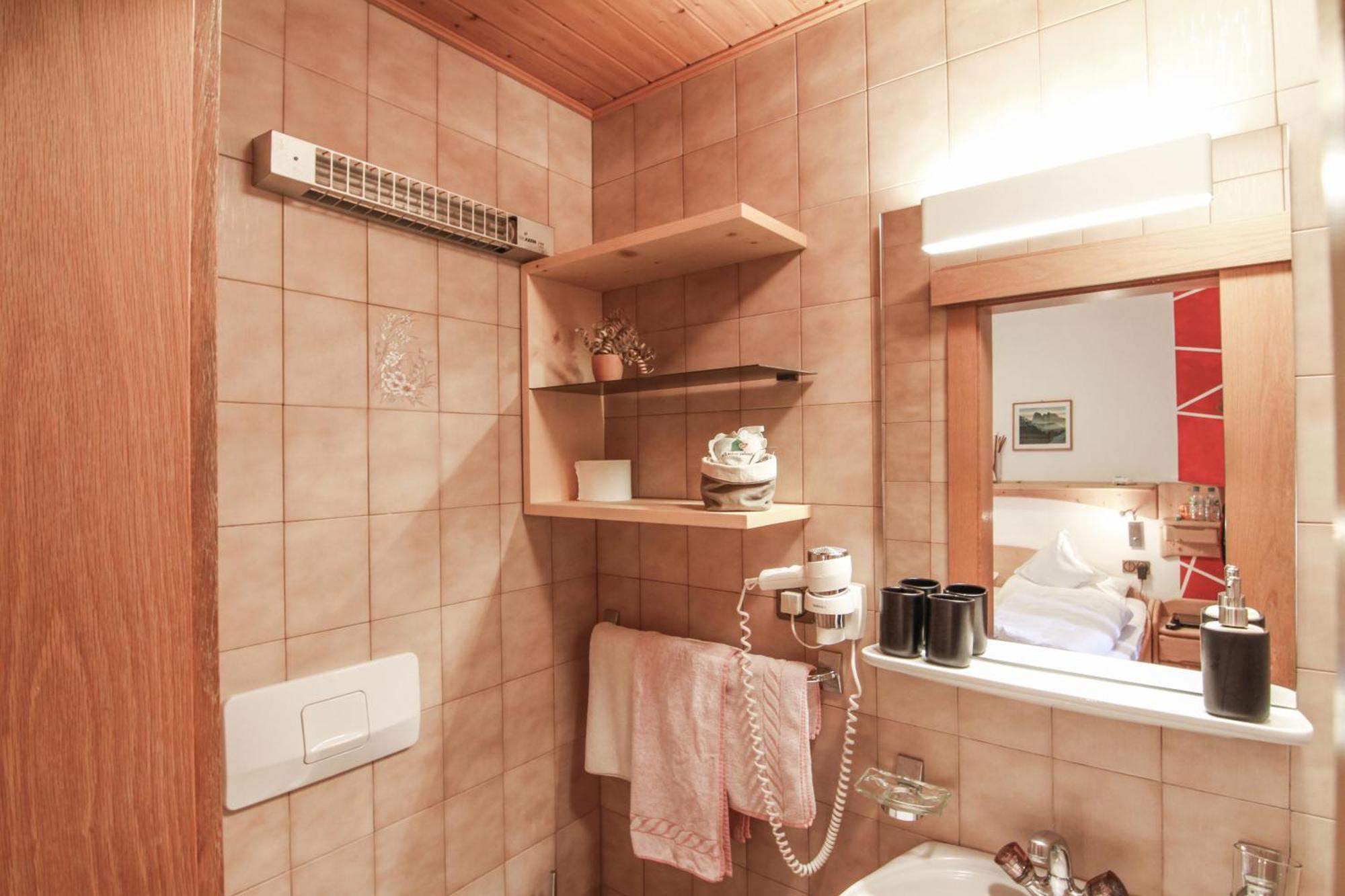 Haus Urban B&B Barbiano  Room photo