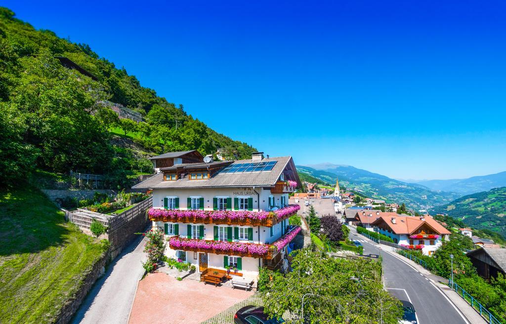 Haus Urban B&B Barbiano  Exterior photo